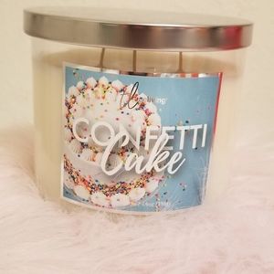 True Living Confetti Cake 3 Wick Candle New